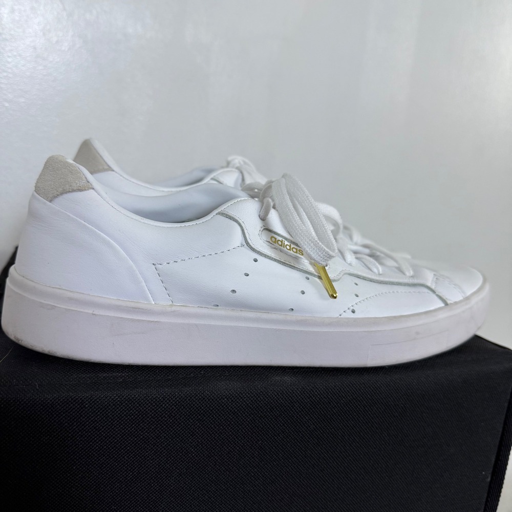 Adidas Originals Super Sleek Sneakers Casual Tennis Shoes White Gold Accents 10